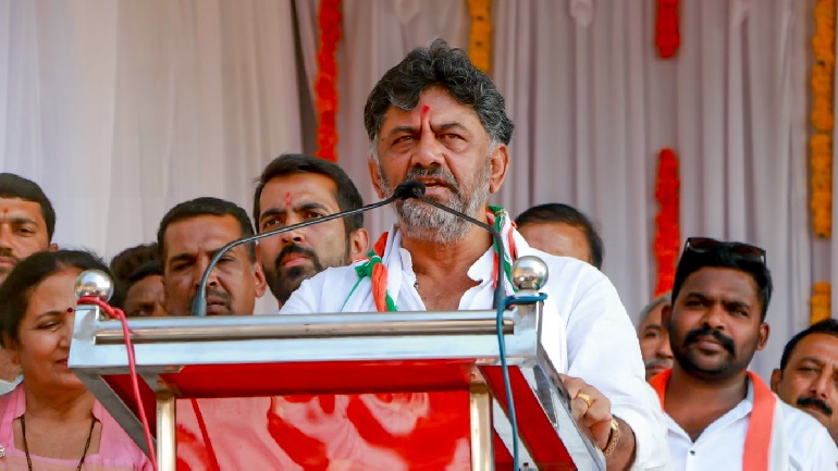  Karnataka Chunav 2023: सीएमओ ऑफिस से रिटर्निंग ऑफिसर को फोन कर कांग्रेस के उम्मीदवारों को “अयोग्य” घोषित करने को कहा जा रहा है- डीके शिवकुमार का आरोप