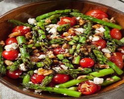 Asparagus, Tomato & Feta Salad with Balsamic Vinaigrette | Perfect Easter Salad